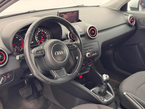 Audi A1 1.4 Tfsi Attraction S-tronic 3p
