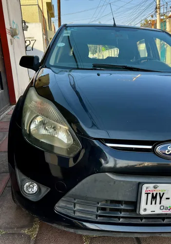 Ford Fiesta Ikon 2012 Transmisión Manual