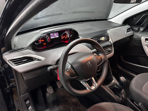 Peugeot 208 1.6 ACTIVE 5P L17