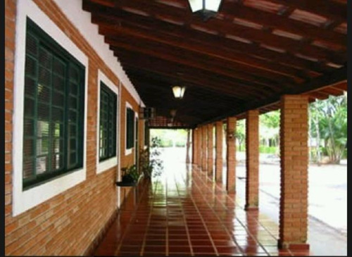 Chácara No Recreio Internacional, Com Uma Área Construída De 800 M2 Em Um Terreno De 5.000 M2. - Ch00006 - 68160726