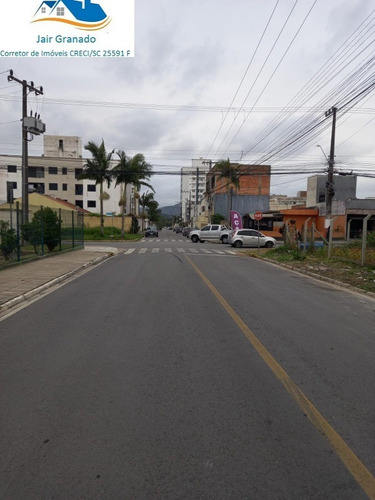 Imagem 2 de 3 de Terreno Em Camboriú No Bairro Santa Regina, Ótima Localização. - Te00305 - 70180214