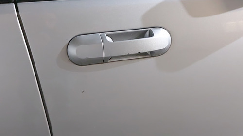 Ford Explorer 4.0 XLT BASE 4X2 V6 TELA AT