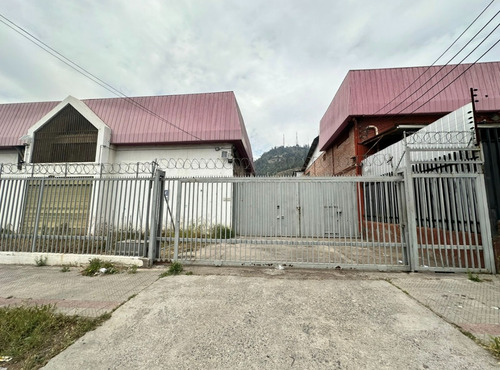 Se Arrienda Bodega