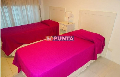 Imagen 5 de 8 de Apartamento En Alquiler - Brava