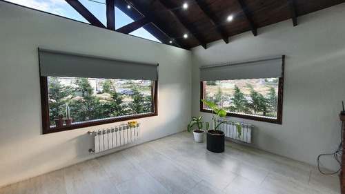 Imagen 1 de 17 de Casa En Venta En El Calafate