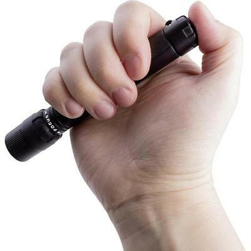 Imagen 6 de 7 de Combo Linterna Led Energizer Focus + 8 X Pilas Alcalinas Aa