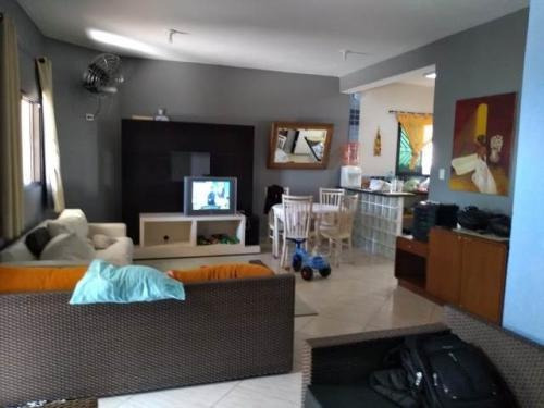 Imagem 10 de 14 de Casa 700m Do Mar Com 250m² Total 7023