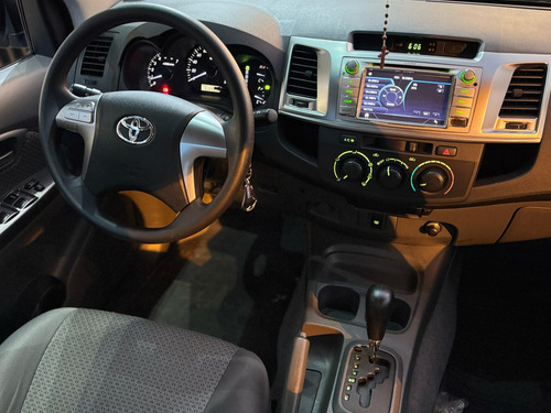 Toyota Hilux 2.7 SR 4X2 CD 16V FLEX 4P AUTOMÁTICO
