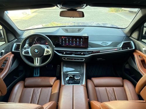 BMW X5 4.4 V8 M60I