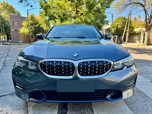 BMW Serie 3 3.0 330i Sedan Sport Line Shadow