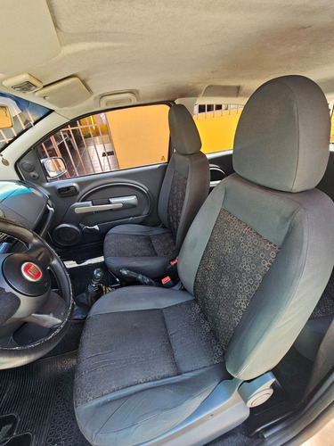 Fiat Uno 1.0 Vivace Celeb. Flex 3P