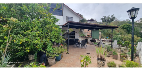 Casa En Venta En Urb Los Teques Country Club
