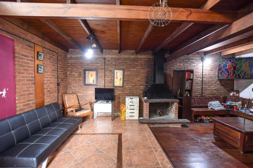 Imagen 15 de 30 de Casa Venta 5 Dormitorios 2 Baños Y Parrilla-lote 10 X 50 - Manuel B Gonnet