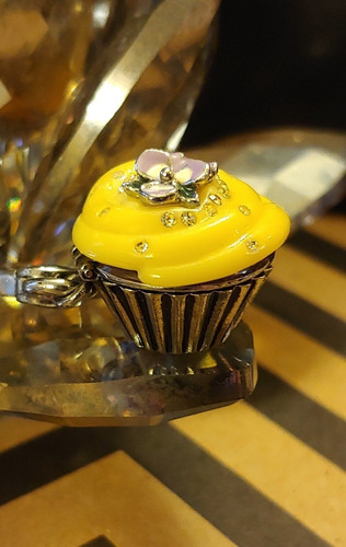 Imagen 3 de 6 de Pulsera Juicy Couture Charms