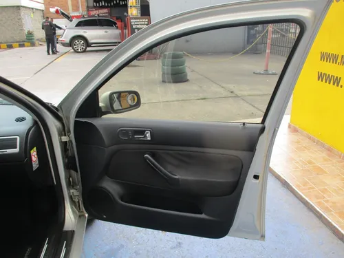 Volkswagen Jetta 2000cc Mt Aa