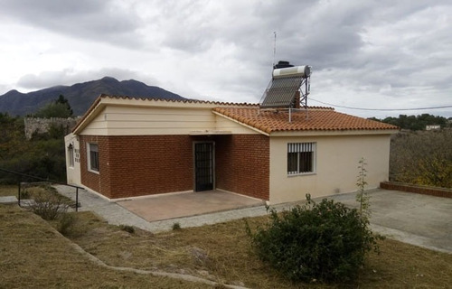 Edificación En B° La Banda, Con Fantásticas Vistas- Capilla Del Monte (01-498)