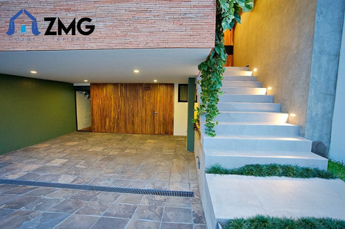 Imagen 2 de 30 de Casa De Lujo Nueva En Punto Sur 1 Frente A Parque Privado
