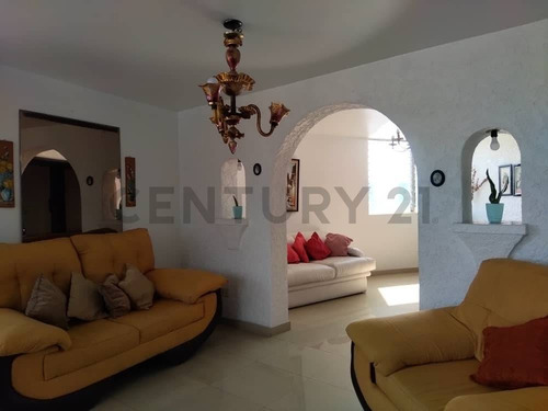 Cd.alquiler De Penthouse. Avenida Andres Bello.