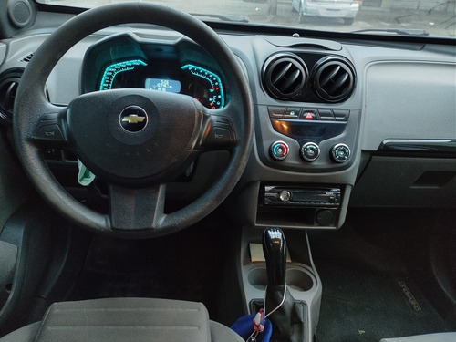 Imagem 3 de 7 de Chevrolet Agile 2013 1.4 Lt 5p