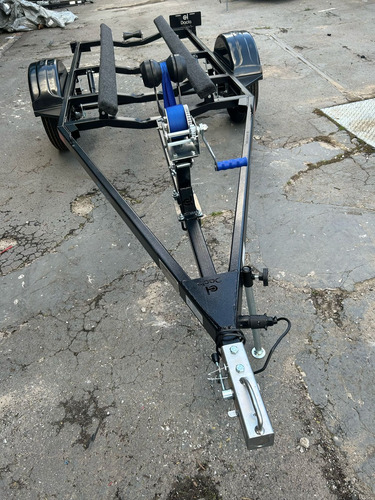 Reboque Para Jetski Com Pneus Novos Modelo Atual No Mercado