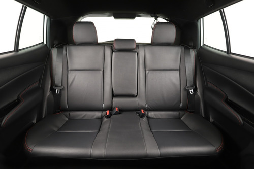 Imagen 10 de 14 de Toyota Yaris S 1.5 Cvt