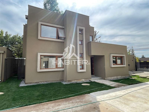 Casa Mediterránea En Venta De 4 Dorm. Alto Las Cruces Talca