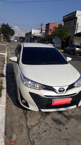Toyota Yaris Sedan 1.5 16v Xl Multidrive