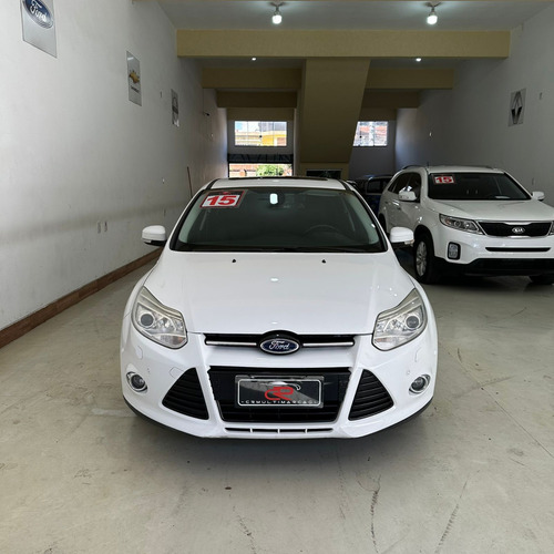 Ford Focus 2.0 TITANIUM PLUS SEDAN 16V FLEX 4P POWERSHIFT