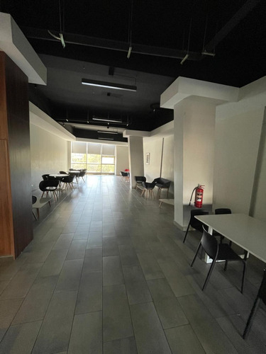 Dpto Arriendo A Pasos Metro Irarrázaval, Ñuñoa (1d+1b+est+b)