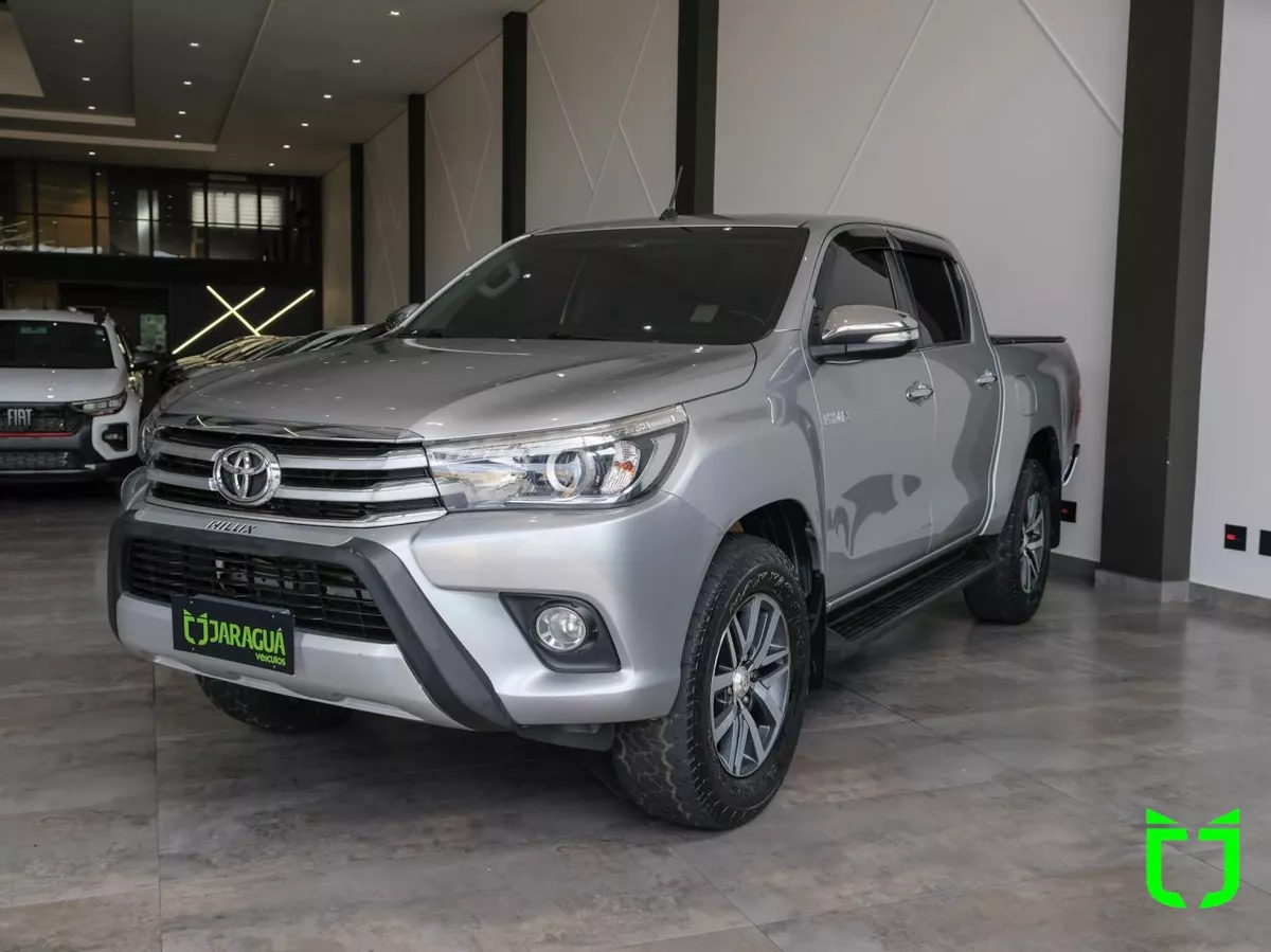 Toyota Hilux Caminhonete 2.8 16V SRX 4X4 DIESEL CABINE DUPLA AUTOMÁTICO