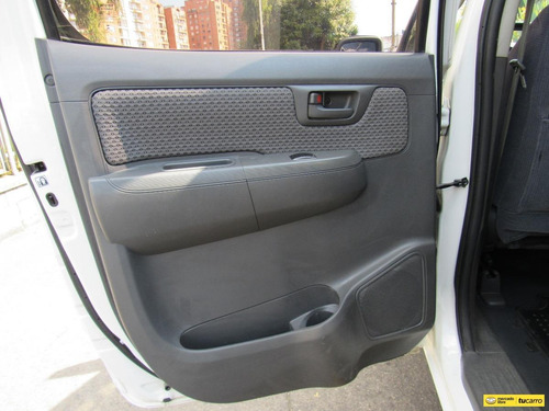 Imagen 10 de 25 de Toyota Hilux 2.5 4x4