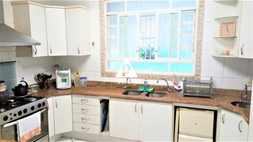 Casa À Venda Em Laranjeiras - 6 Quartos - 9 Banheiros -piscina-sauna-churrasqueira- 582 M2 - 26212