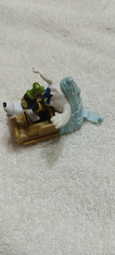Muñeco Goofy En El Everest Con Pateta En Espaldamcdonald's (Usado)