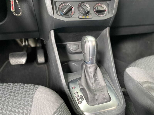 Imagem 10 de 15 de Volkswagen Gol 1.6 Msi Totalflex 4p Automatico 2019