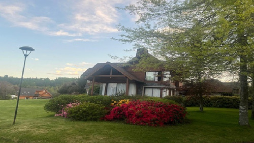 Se Vende Exclusiva Casa Puntilla De Villarrica. 1.600terreno