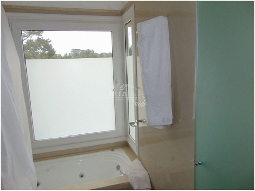 Imagen 12 de 18 de Mansa, Exclusivo Complejo Frente Al Mar ! 2 Dormitorios - Punta Del Este Mansa