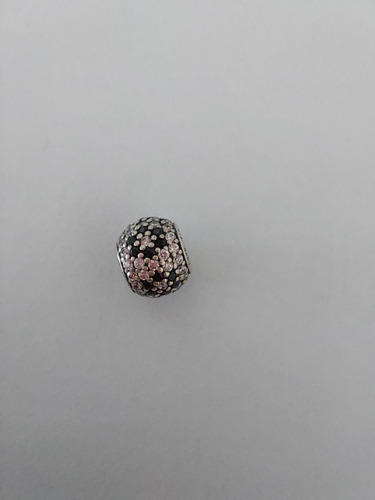 01 Berloque Pandora - Charm Pavê Branco Com Flor (Usado)