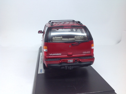 Miniatura Welly 1/18 Gmc Yukon Denali - Rara!