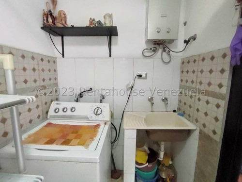 Imagen 30 de 30 de Townhouse En Venta El Castaño, Conjunto Cerrado. Maracay 23-18675 Hc