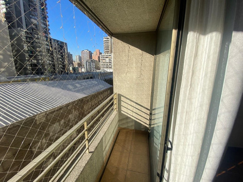 En Venta 2 Dorm. Calle Serrano, Parque Almagro. Santiago