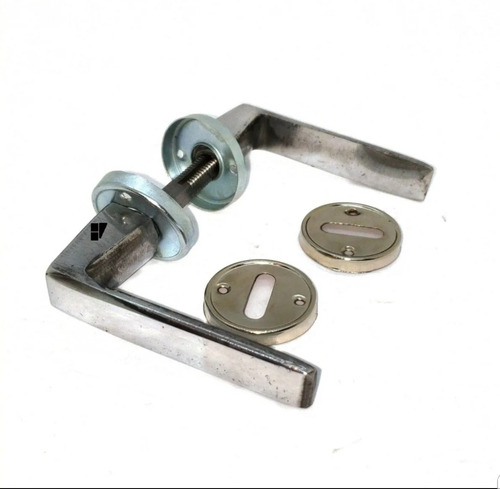Imagen 1 de 4 de Manija Puerta Cromada Doble Recta Bisel Hogar Economica