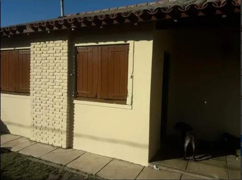 Casa En Venta - 3 Dormitorios 1 Baño - 420 Mts2 - Camet