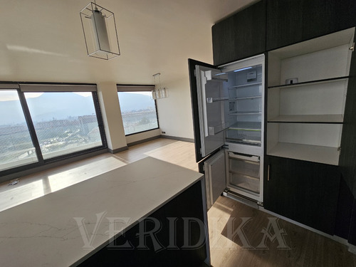 Arriendo Depto. 3d, 3b, 2 E Y 1 Bod, 162m2 Alto Las Condes.