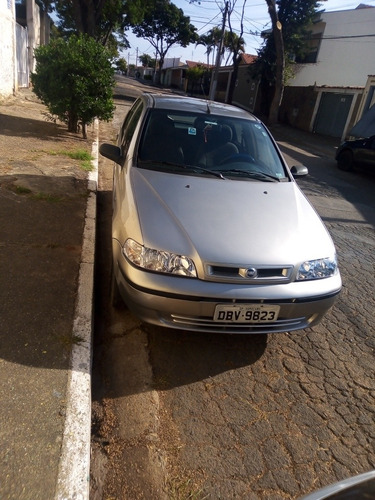Imagem 2 de 4 de Fiat Palio 2002 1.0 Ex Five 5p