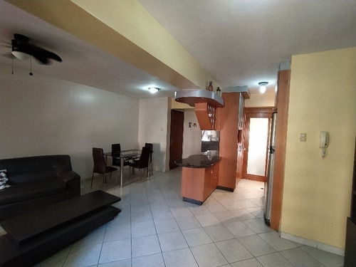 Imagen 2 de 14 de Apartamento En Res. Altos Del Mirador, Foa-904