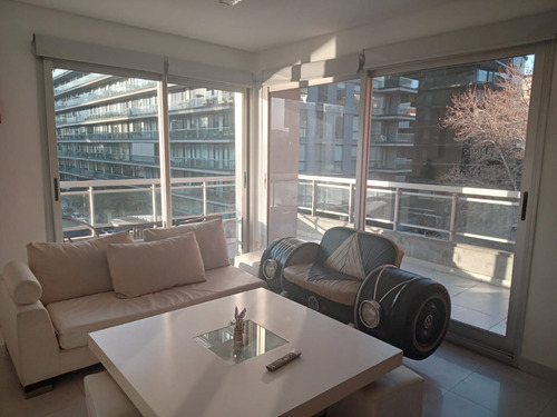 Venta Hermoso Departamento Un Ambiente Divisible Con Balcón Edif. Crucero Puerto Madero.