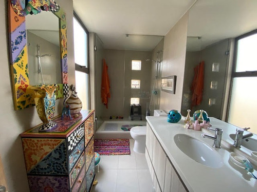 Se Vende Espectacular Depto Hermanos Cabott