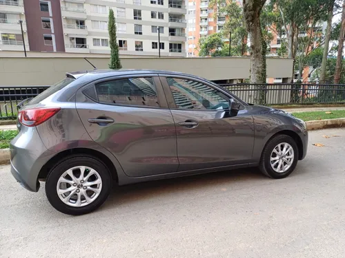 Mazda 2 1.5 turing