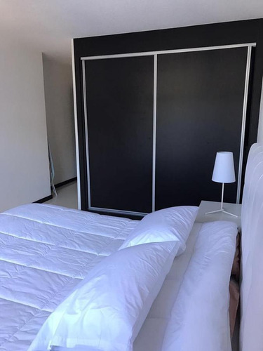 Imagen 3 de 13 de Excelente Apartamento En Edificio Stradivarius