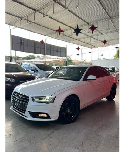 Audi A4 1.8 TFSI ATTRACTION GASOLINA 4P MULTITRONIC